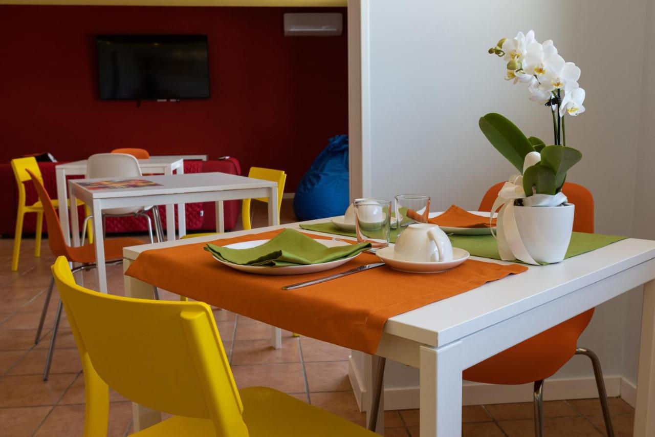 Valmontone Travel Rooms Exterior foto